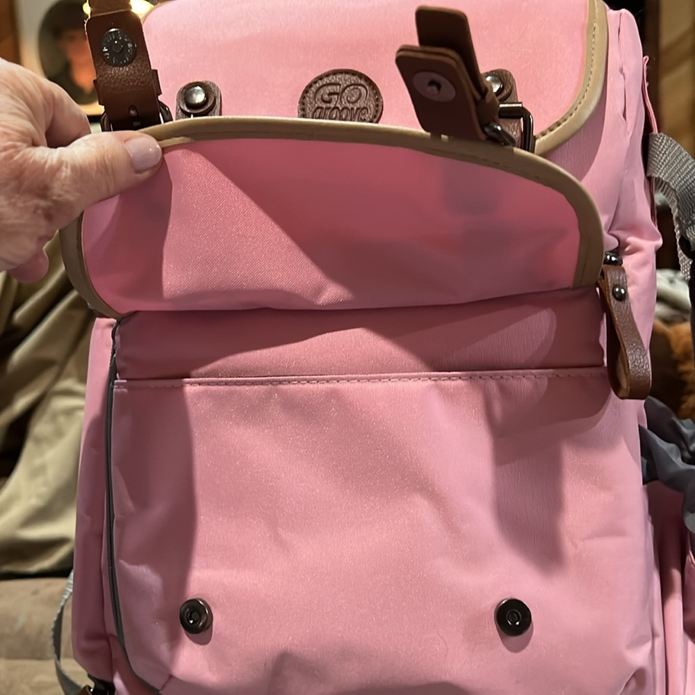 NEW w/out tags, pink camera backpack! Great for organizing. - Picture 2 of 8